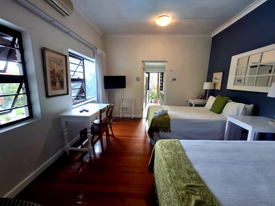 7 Bedroom Property for Sale in Baysville Eastern Cape